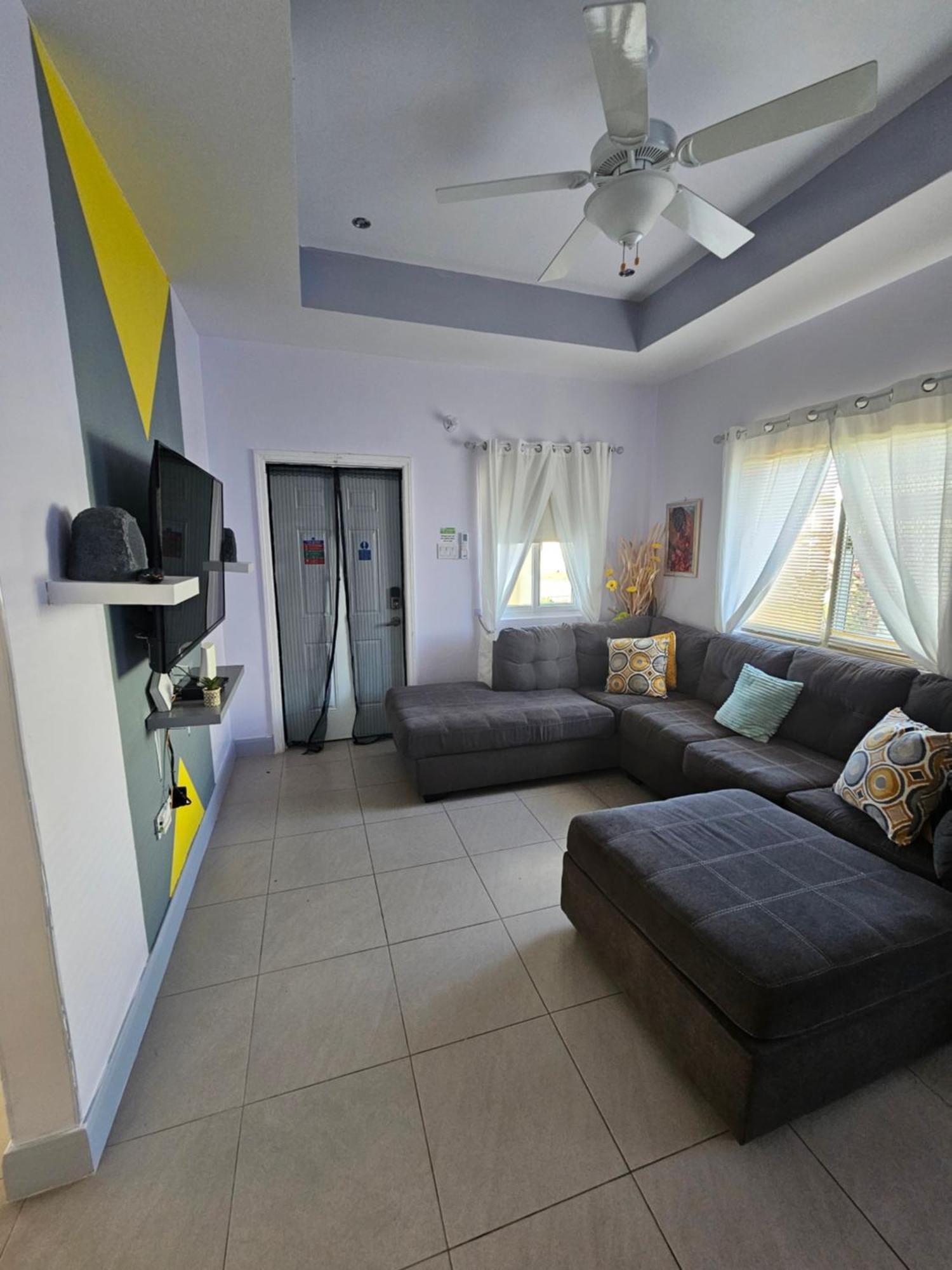 Summer Breeze Villa لوتسيا المظهر الخارجي الصورة